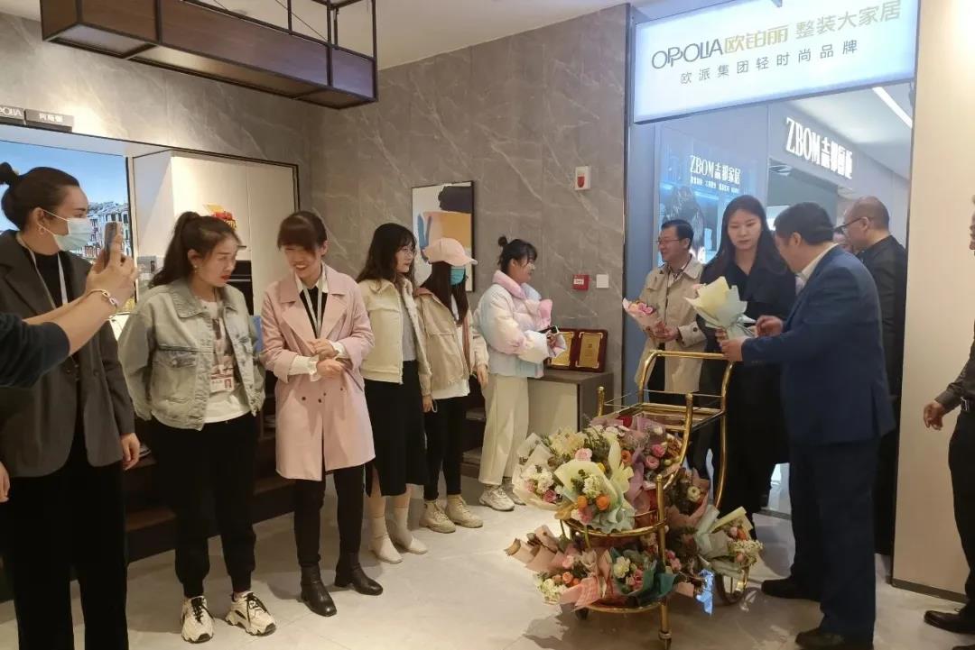 昌禾裝飾丨特別的愛給特別的你，對你的“愛”從未缺席~